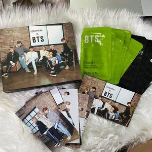 Bts x MediHeal Face mask and Photocards bundle